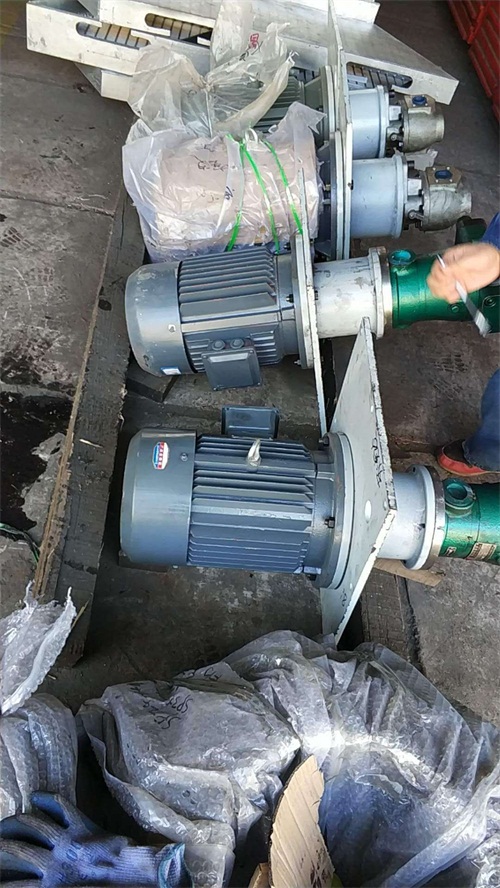壓濾機油泵電機組 (2)